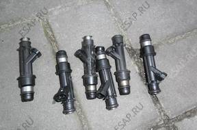 Форсунка OPEL FRONTERA B  2,2i16v 25173828 20689