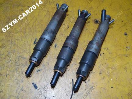 Форсунки на пассат бензин. 8 adr. Двигатель 2е пусковая форсунка. Форсунки на пассат бензин. Ауди 80 пусковая форсунка.