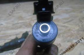 Форсунка Peugeot 2.0HDI. 0445110076,9641742880Z