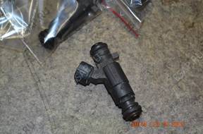Форсунка PHAETON AUDI A8 S4 D3 4.2 V8  0280156180