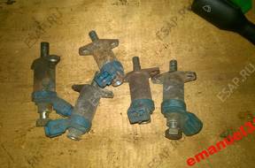 Форсунка  ПУСКОВАЯ Audi 80 90 100 2.3 10V 2.0