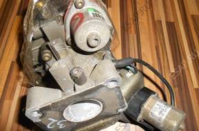 Форсунка    RENAULT 1.9 1.7 1.8 ; 7700732104