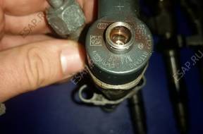 Форсунка RENAULT 2.2 DCI  0445110229