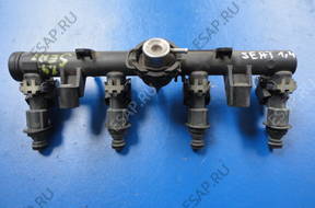 Форсунка Seat 1.4 8V ТОПЛИВНАЯ РАМПА    030133319AA