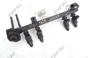Форсунка Skoda Felicia 1.3 ТОПЛИВНАЯ РАМПА 047906031