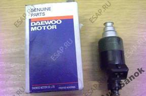 Форсунка  ТОПЛИВА DAEWOO LANOS 1.6 DOHC  .