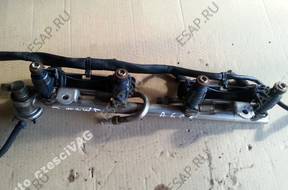 Форсунка  ТОПЛИВНАЯ РАМПА 1.8 TURBO AWT 06B133681