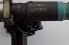 Форсунка ТОПЛИВНАЯ РАМПА  A4 B6 2.0 ALT 06B133551K