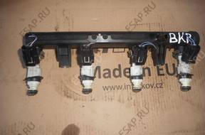 Форсунка ТОПЛИВНАЯ РАМПА ФОРСУНКАW  VW FOX 1.4 8V BKR