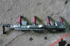 Форсунка  ТОПЛИВНАЯ РАМПА Mazda 3 Sport 1,6 16V 2003 08
