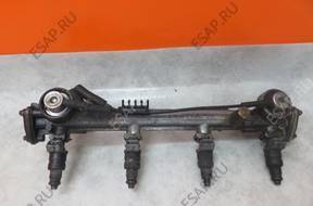 Форсунка ТОПЛИВНАЯ РАМПА MERCEDES  W202 1.8 111078