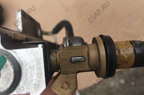 Форсунка  ТОПЛИВНАЯ РАМПА VOLVO V70 S80 9125821 2.4