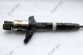 Форсунка  Toyota Avensis 2.0 D4D 23670 27030