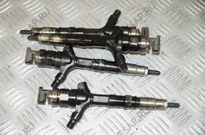 Форсунка  TOYOTA AVENSIS T25 2.0D4D 23670 0G010