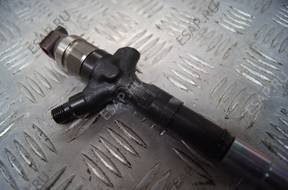 Форсунка TOYOTA LAND CRUISER 120   23670 30280