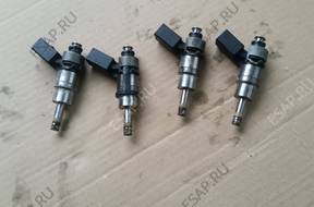 Форсунка  VW AUDI 2.0 FSI 0261500014 06F906036