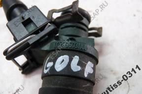 Форсунка VW GOLF IV BORA 1.6 8V 99  037906031AA