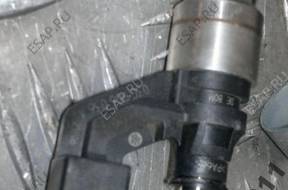 Форсунка VW GOLF V 03 2009 год 1.6 FSI  03C 906 036A