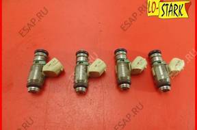 Форсунка   VW Golf V 1.4B 03 08 036031AC