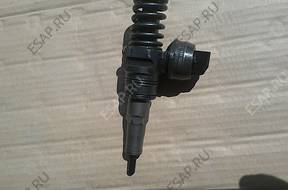 Форсунка Vw Passat audi a4 b6 НАСОС  038130073AL