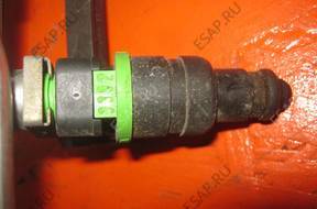 Форсунка VW Passat B5 Fl 2.0b   06B906031A