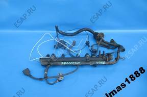 Форсунка VW POLO 6N 1.0 ТОПЛИВНАЯ РАМПА  030133319G