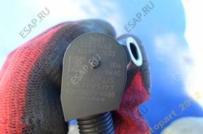 Форсунка   VW POLO 6R0 1.2 TDI 2011 год 03P130227