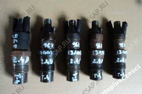 Форсунка VW T4 1996 год. 2.4 D   068130202 130 BAR
