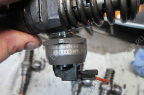Форсунка vw t5 audi skoda 1.9tdi pompoowtrysk 038130073AG