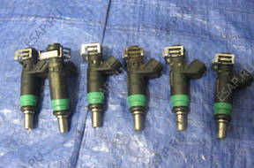 Форсунка VW    V6 3.0 06C133551