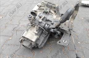 GOLF III 1.9 TD КОРОБКА ПЕРЕДАЧW МЕХАНИЧЕСКАЯ
