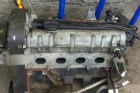 GOLF IV TOLEDO LEON BORA 1.6 16V двигатель AUS