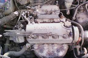HONDA CIVIC CRX двигатель 1.5 D15Z8