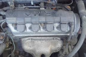 Honda Civic VII 01-05 HB 1.6 16V двигатель D16W7