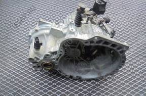 HYUNDAI MATRIX КОРОБКА ПЕРЕДАЧW J51873 1.6