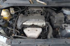 HYUNDAI SONATA 01-05 двигатель комплектный 2.0 16V DOHC