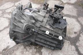 JAGUAR 2.1 V6 X-TYPE КОРОБКА ПЕРЕДАЧW 2X4 год,7002