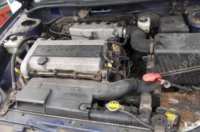 KIA SEPHIA II 1.5 16V двигатель SKRZYNIA CZCI