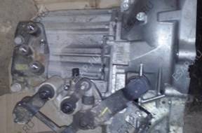 KIA SPORTAGE III 2.0 CRDI 4X4 КОРОБКА ПЕРЕДАЧW МЕХАНИЧЕСКАЯ