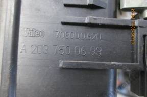 Klamka ЗАСЛОНКИ 2037500693 Mercedes C klasa 203 E 211