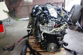комплектный двигатель TRAFIC VIVARO 2.0dci M9 год,A630 2012