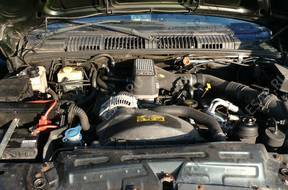 комплектный двигатель V8 +OSPRZĘT Range Rover P38