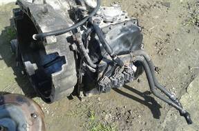 КОРОБКА ПЕРЕДАЧ + sprzgo 3S717000CA Mondeo 2.0 TDCI 2004 год