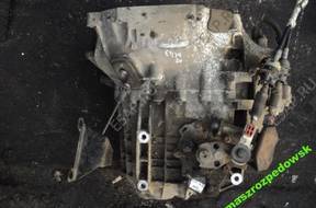 КОРОБКА ПЕРЕДАЧ 1S7 год,7002BE FORD MONDEO MK3 1.8 16V