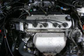 КОРОБКА ПЕРЕДАЧ 2.0   F20B6  Honda Accord VI 99r