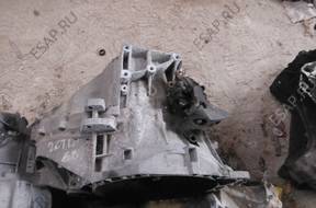 КОРОБКА ПЕРЕДАЧ 4M5 год,7002CE VOLVO V50 S40 C30  2.0 TDCI