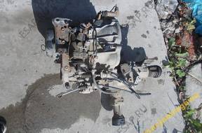 КОРОБКА ПЕРЕДАЧ 4x4  TOYOTA COROLLA E10 1.8