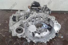 КОРОБКА ПЕРЕДАЧ 6-СТУПЕНЧАТАЯ HYUNDAI I30 KIA CEED 1,6CRDI 07-11