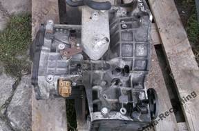 КОРОБКА ПЕРЕДАЧ АВТОМАТИЧЕСКАЯ VW GOLF PASSAT 2,3 V5 01M321105T