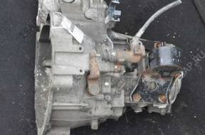 КОРОБКА ПЕРЕДАЧ Biegów NISSAN PRIMERA 1.8B 85KW  AV709